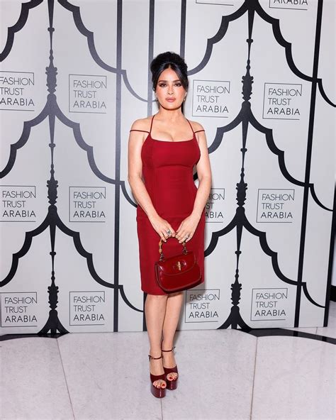 salma hayek gucci dress|Salma Hayek Channels the 1960s in a Luxe Monochromatic Look.